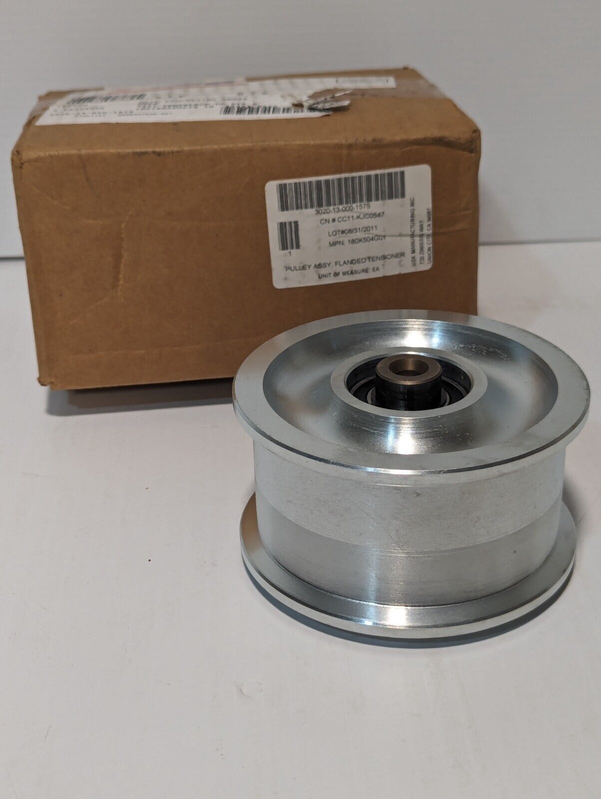 USK Pulley Assy Flanged Tensioner 3020-13-000-1575 180K504G01 - Free Shipping
