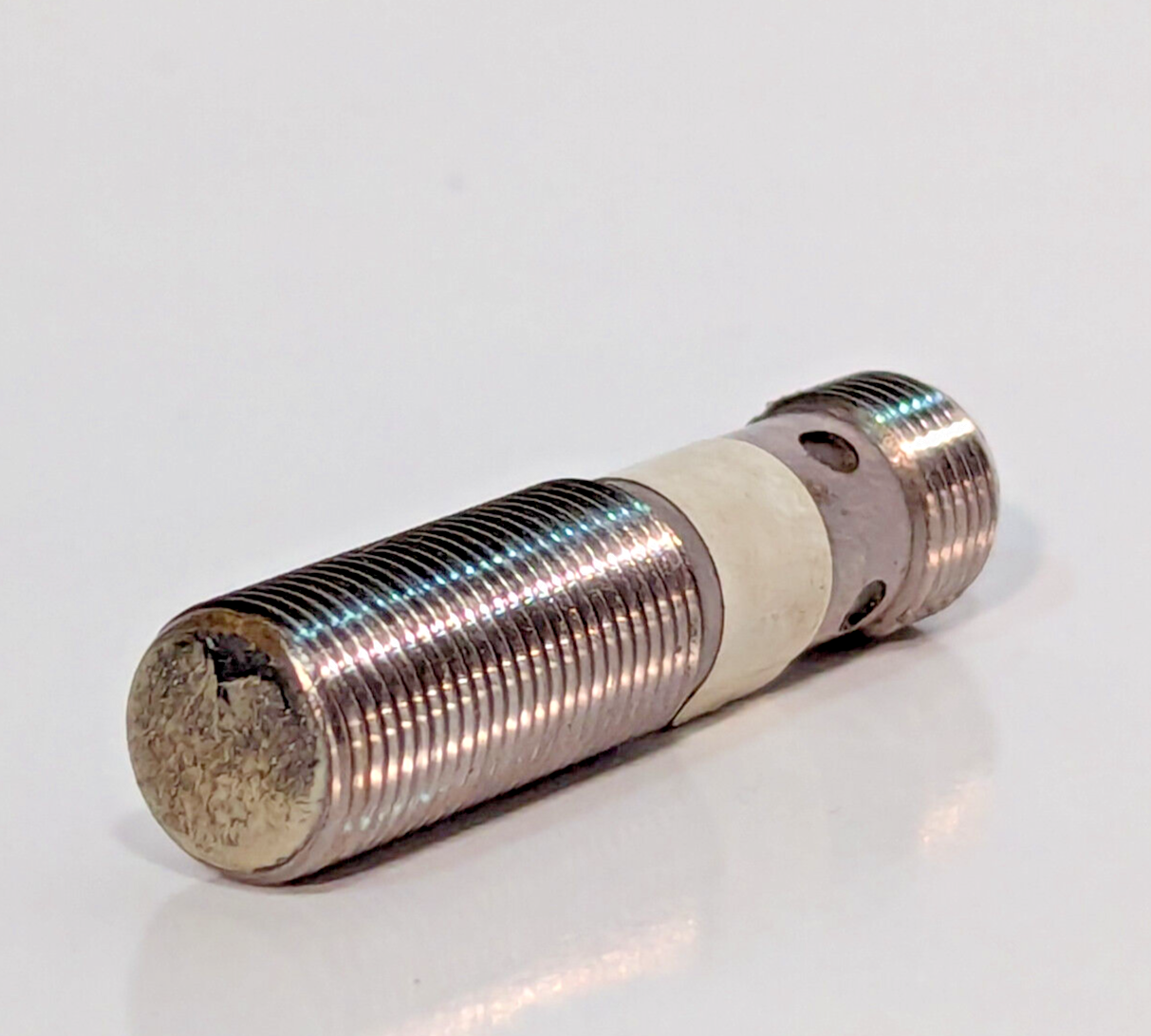 Unbranded, Unknown Proximity Sensor, 4 Wire