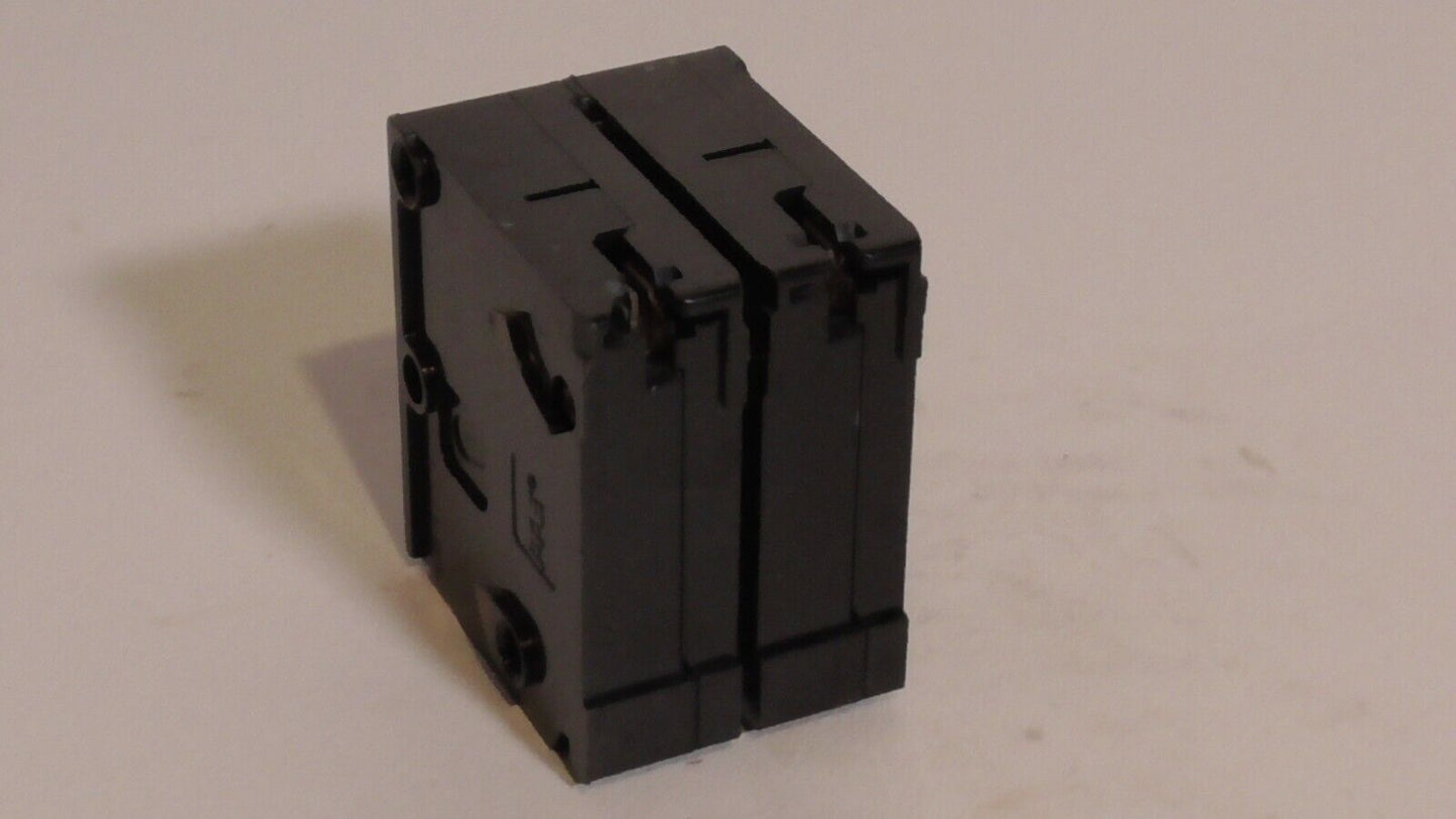 ITE Q230, Type QP, QP230, 2 poles, 120/240 VAC, 30 A, circuit breaker