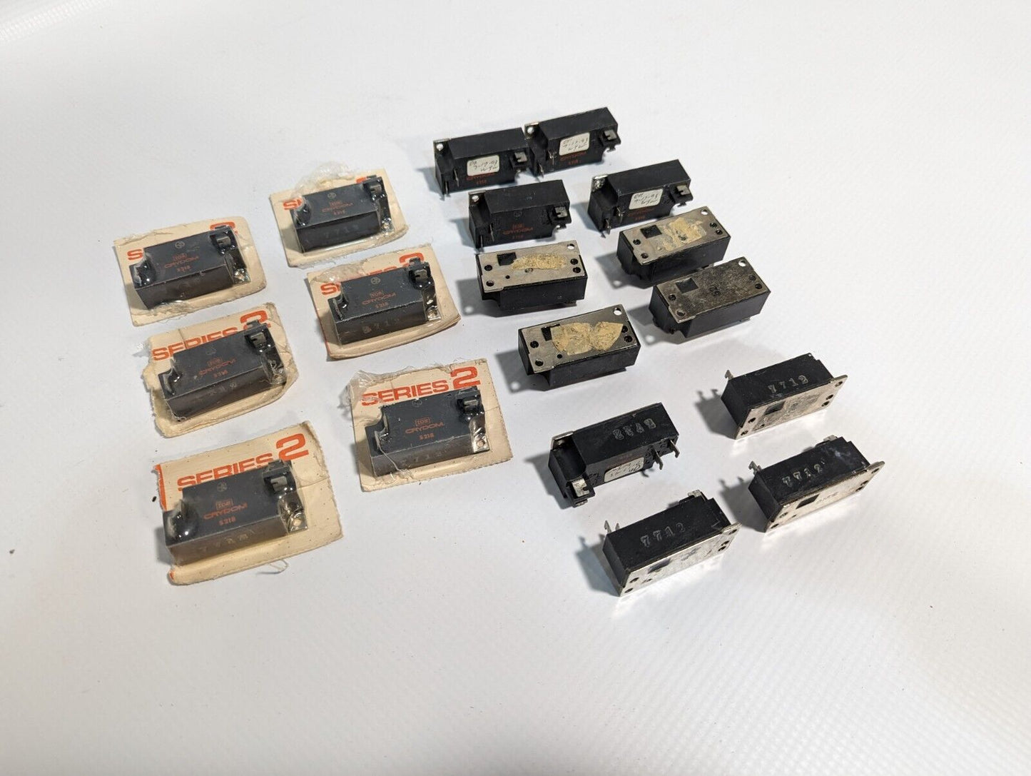 Lot Of 18 IR Crydom S218 Series 2 Panel Mount Solid State Relays