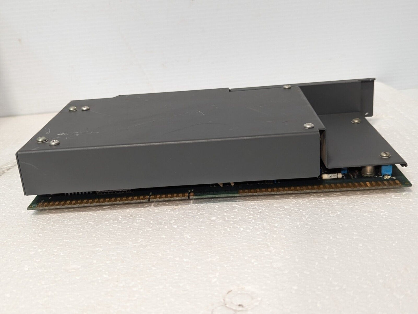 Allen-Bradley 1772-LN2 PLC-2 Mini Processor Programmable Controller with Key
