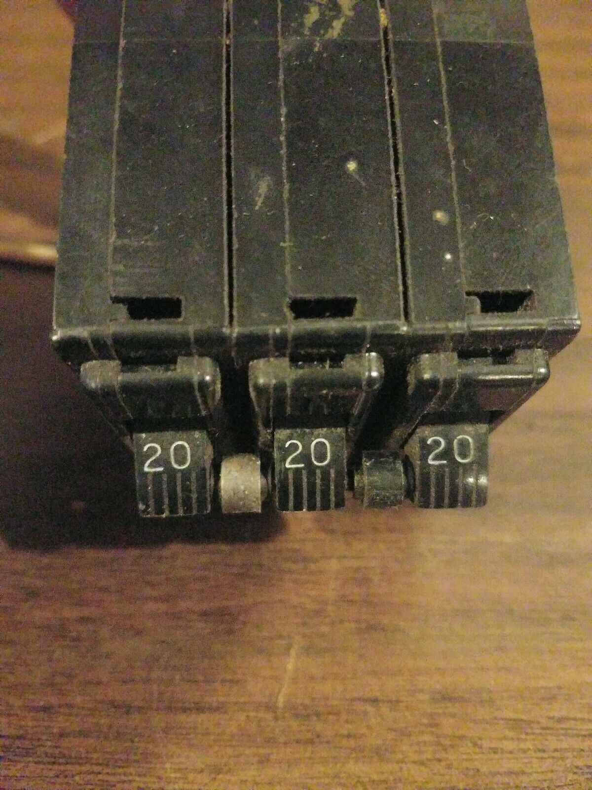 Square D QO-SWN 320, 20 Amp, 120/240VAC 3-pole circuit breaker