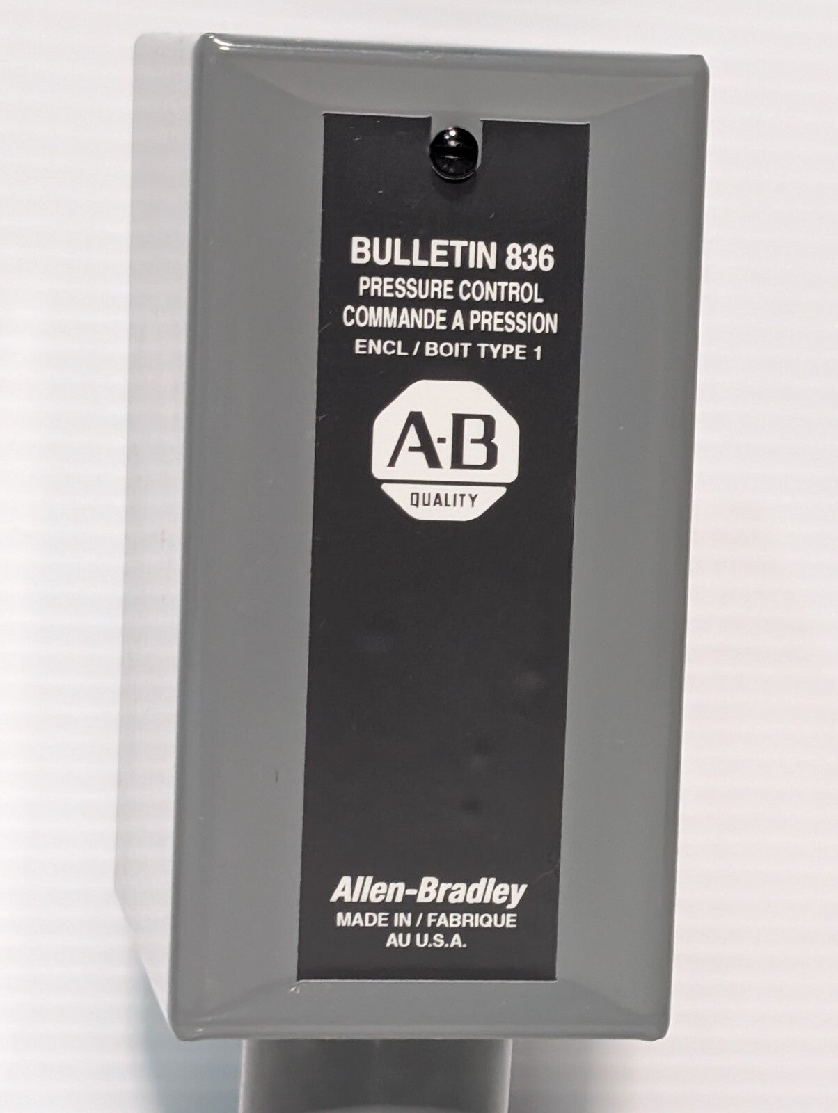 Allen Bradley Bulletin 836 Pressure Control Switch Enclosure Type 1, Made in USA