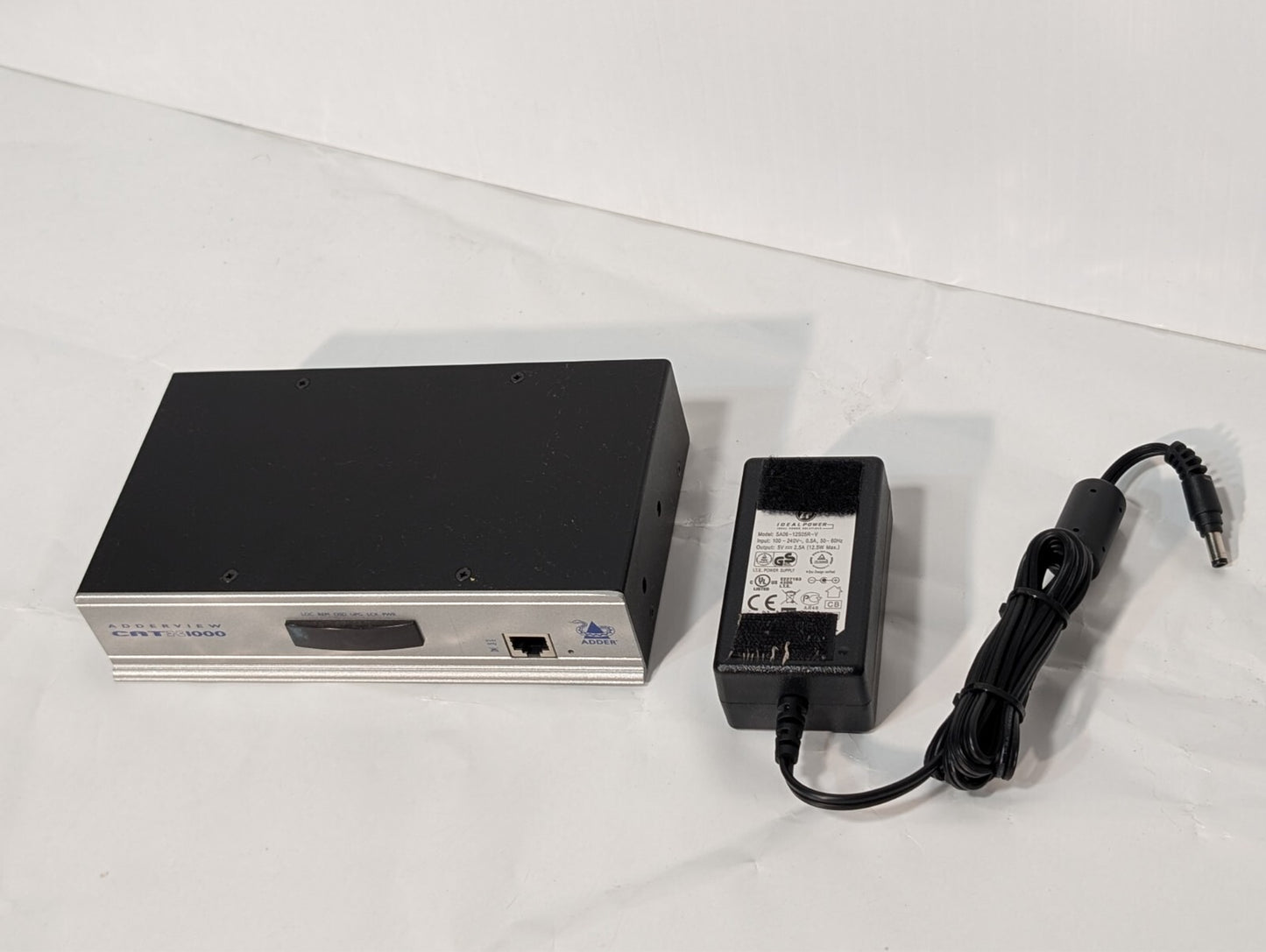 Adder Adderview CATX1000 AVX1008 1x8 KVMA Switch with Power Supply