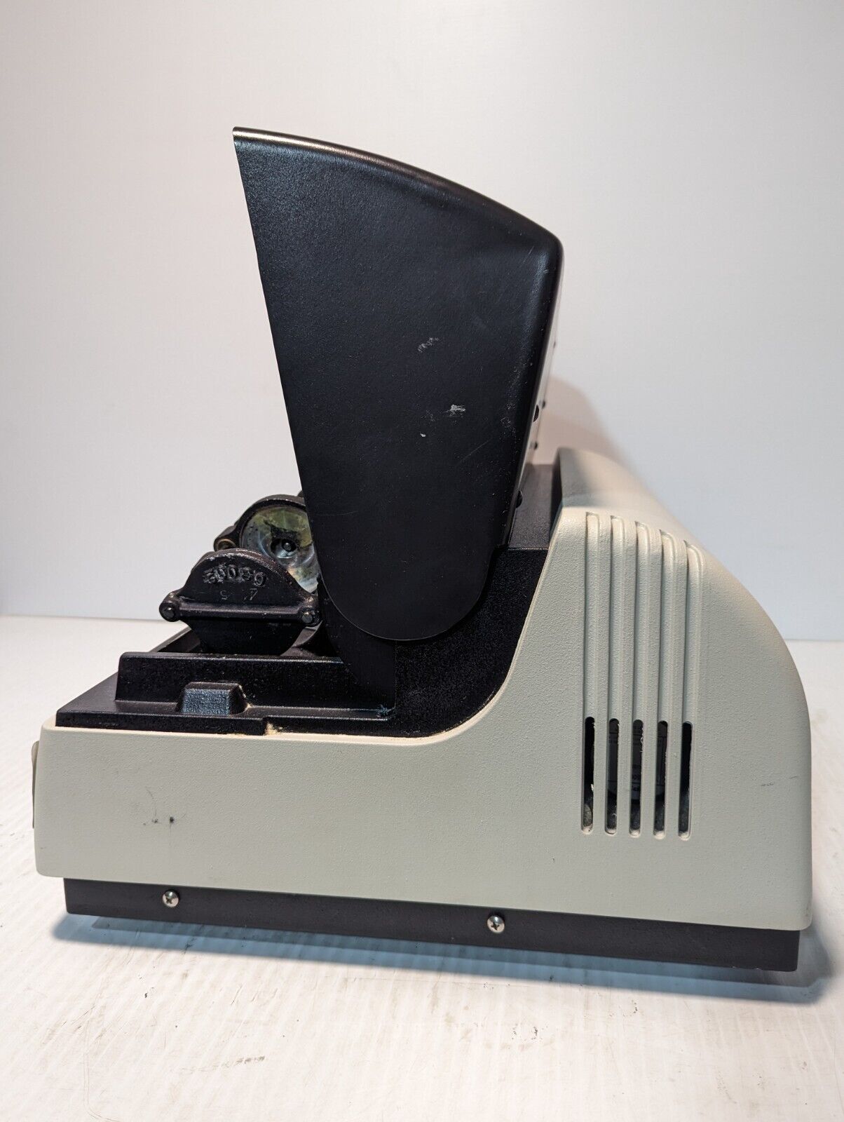 SpexCertiPrep 8000D-115 Mixer/Mill, High-Energy Ball Mill, 115v @60Hz, 1725rpm