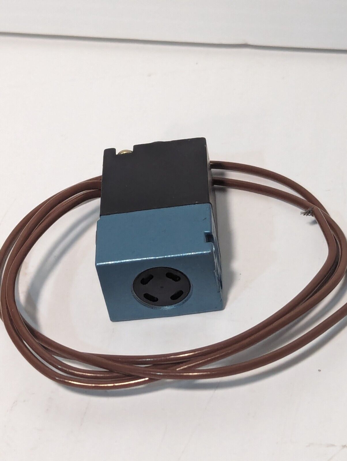 MAC PPE-871DAAA 30000 Advanced Pneumatics Solenoid Valve, 24vdc, 17.1w