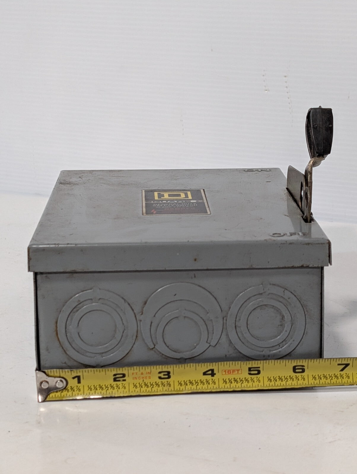 Square D DU321 Safety Switch: Non-Fusible, 30a, 240vac, 3Ph, Galvanized Steel