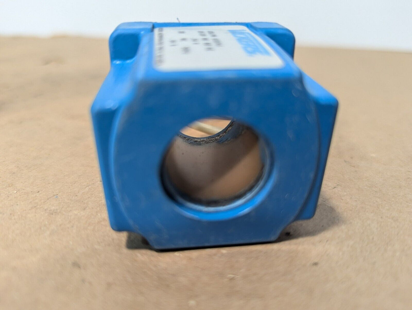 Vickers 633741 Solenoid Coil, 115/120VAC 50/60Hz, .54A, .64A - Free Shipping