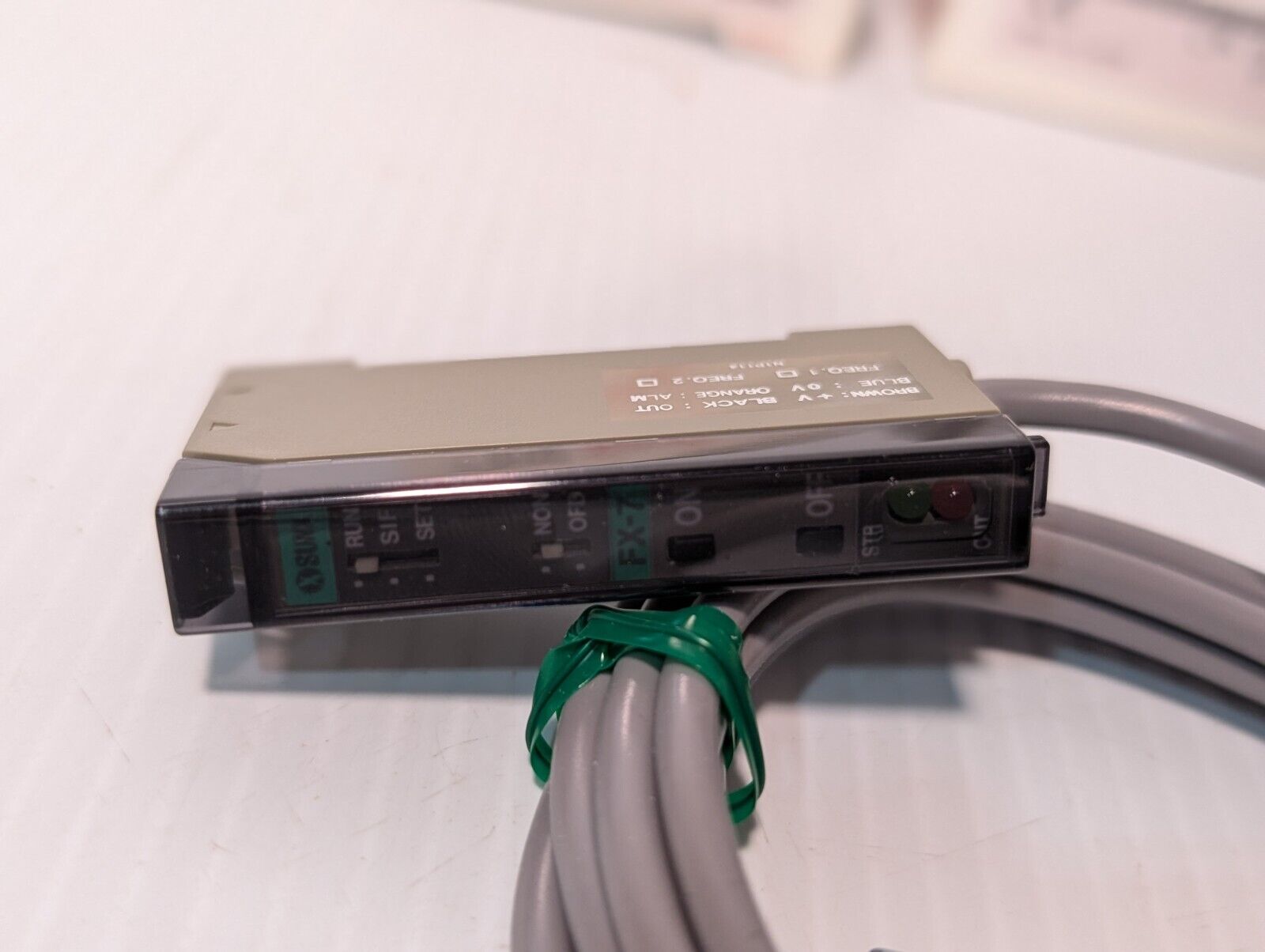 SunX FX-7 Photoelectric Sensor Amplifier, new old stock -Free Shipping & Returns