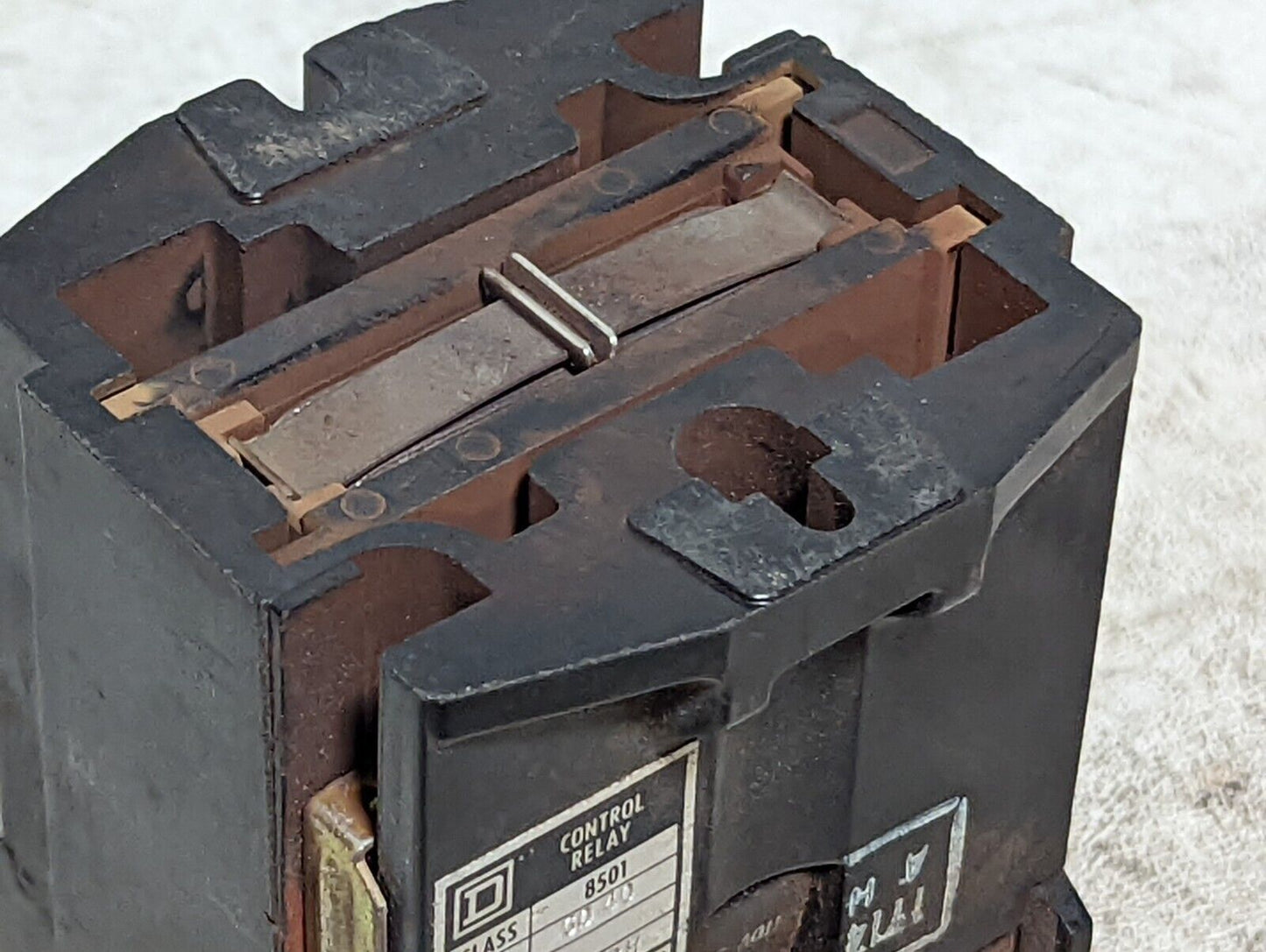 Square D 8501GO40 control relay, 110/120VAC coil, 8501G040