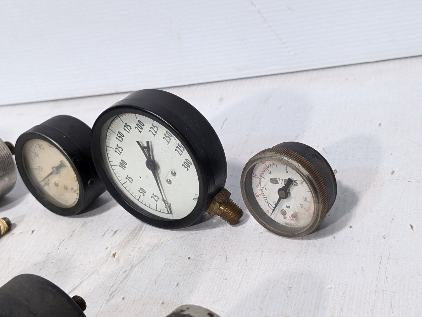 Lot of 11 Pressure Gauges, Assorted Brands and Sizes - Free Shipping