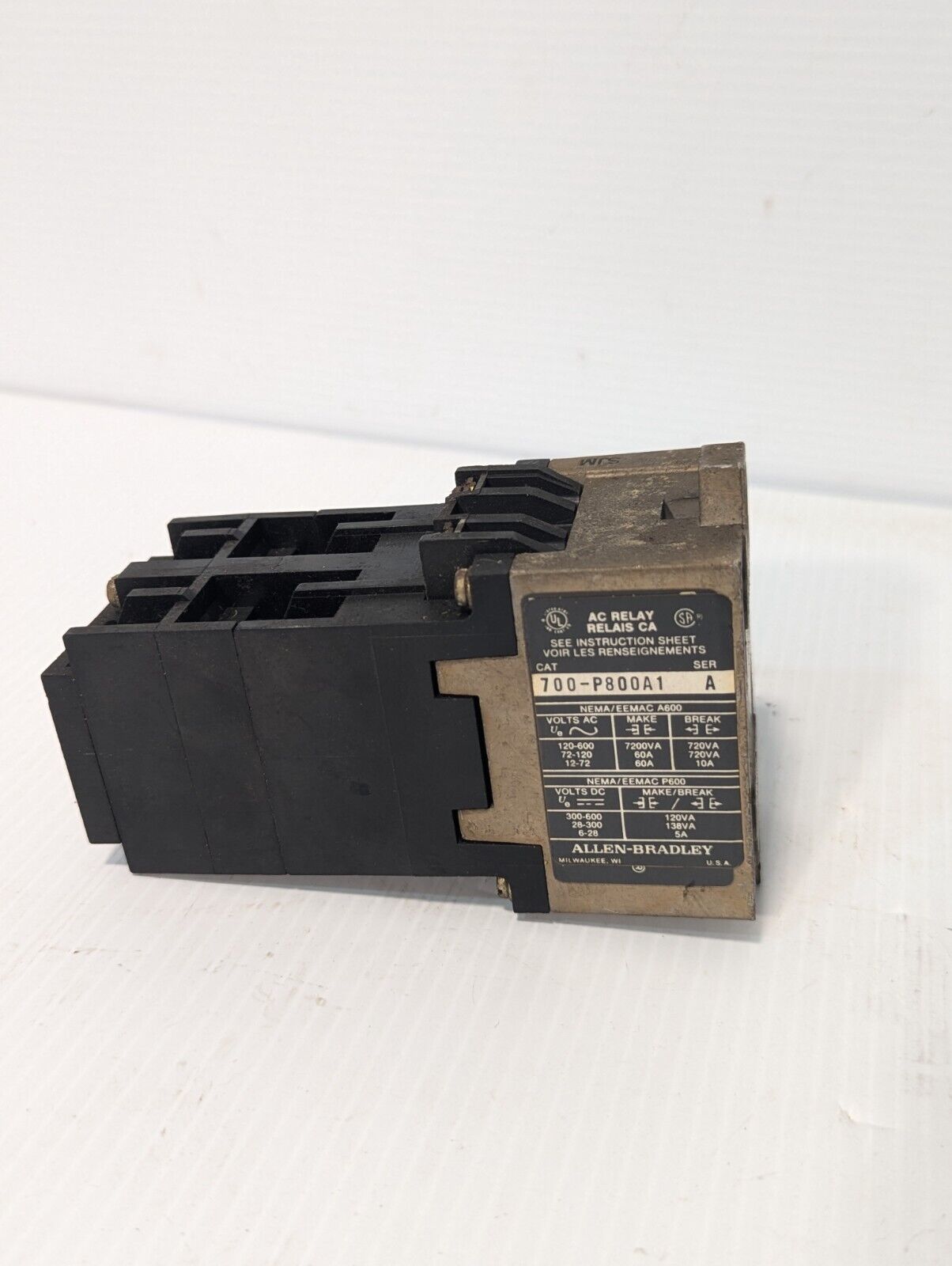 Allen Bradley 700-P800A1 AC Relay, 110\120v @ 60Hz, 4 Pole, NEMA P600, Series A