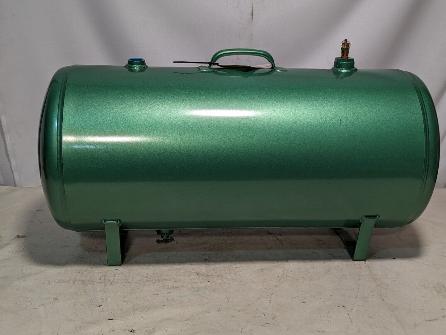 Dayton 4TK09 Speedaire air receiver 13 gallon tank