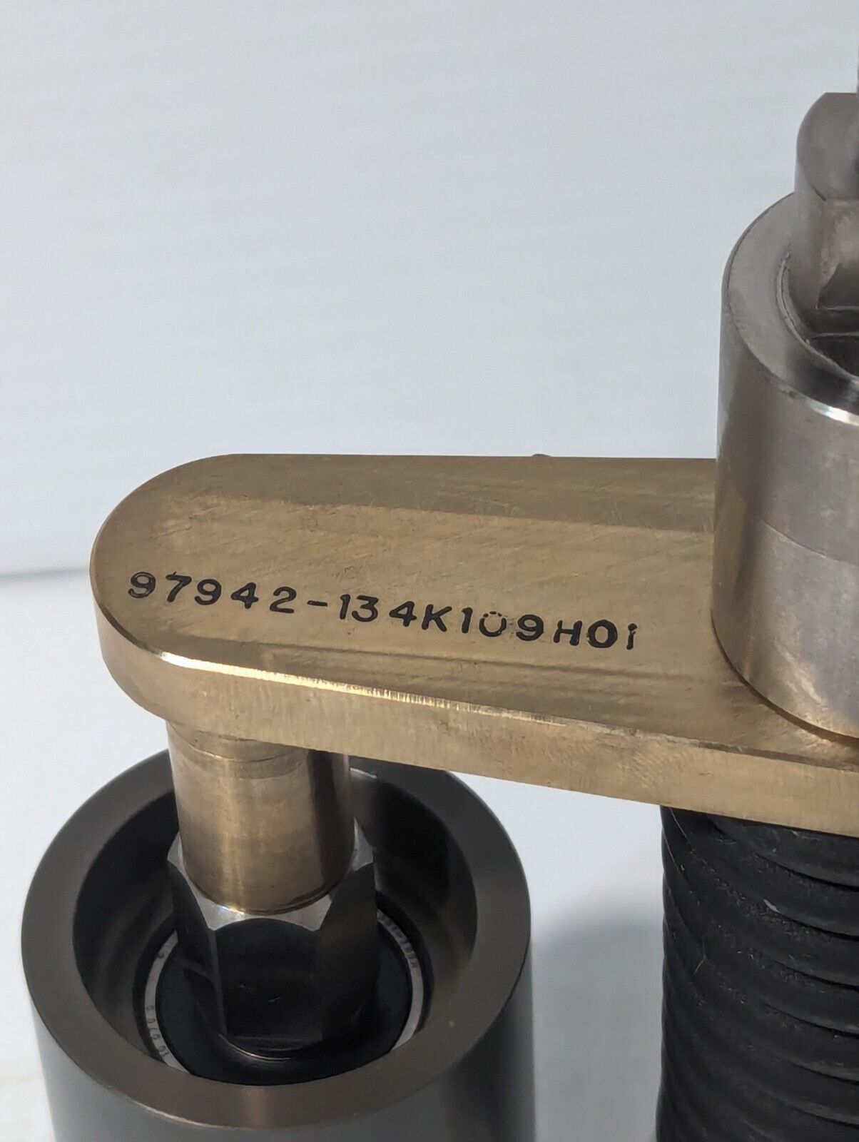 134K109H01 Tensioner Pulley Assembly - Free Shipping