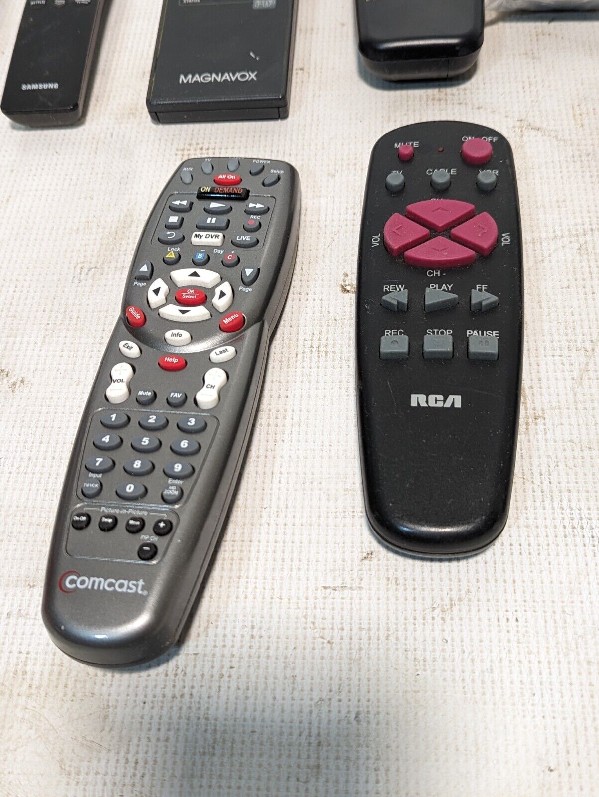 Lot of 17 Remote Controls Panasonic, Coby, Sony RM-YDO35 - Free Shipping