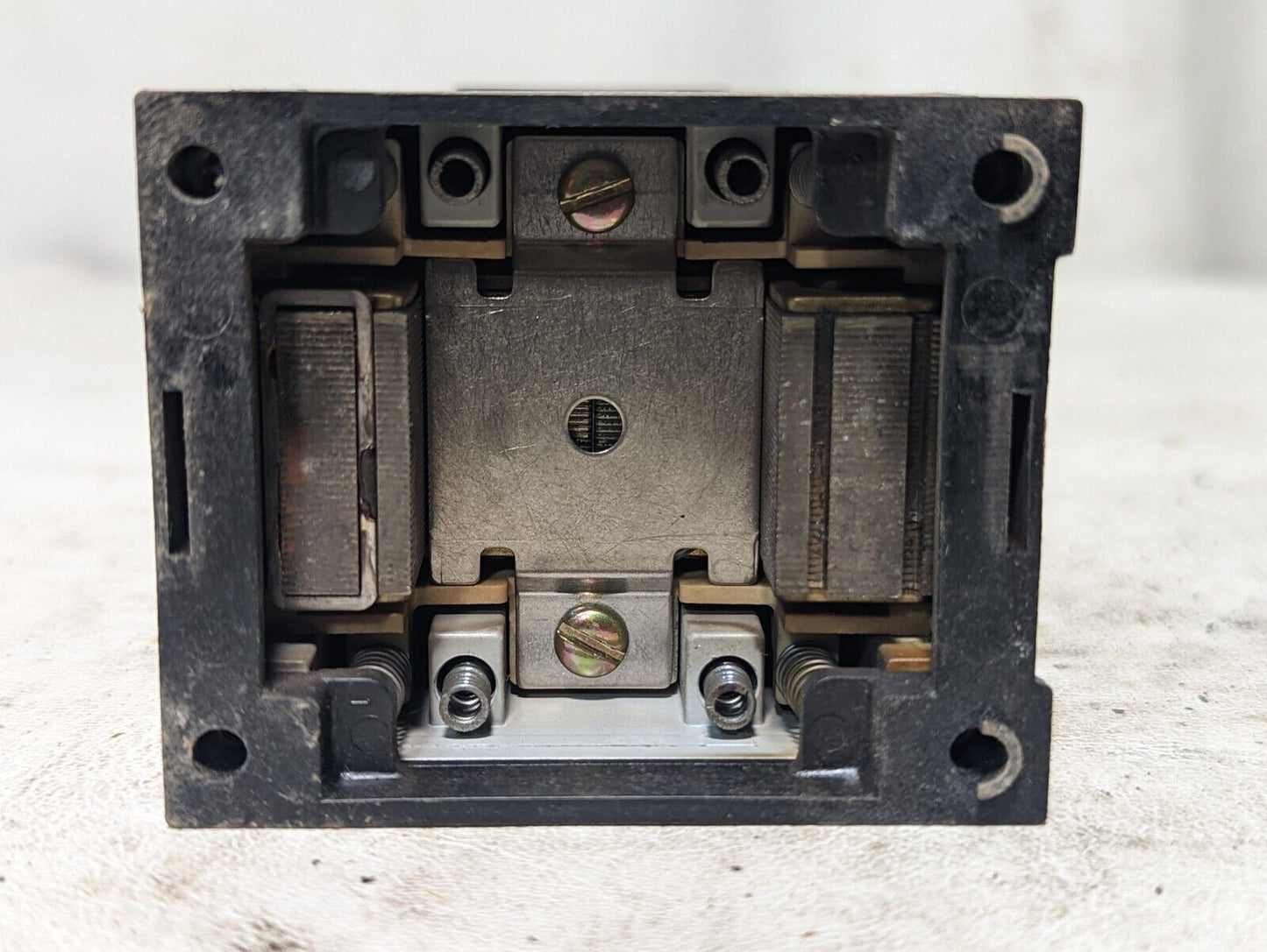 Square D 8501-X040 Industrial Control Delay, Form MT, Series A, as pictured