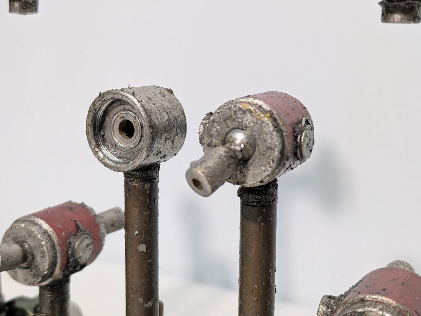 Unbranded High Pressure Distributor Manifold, Adjustment Knobs, 4 Port, as shown