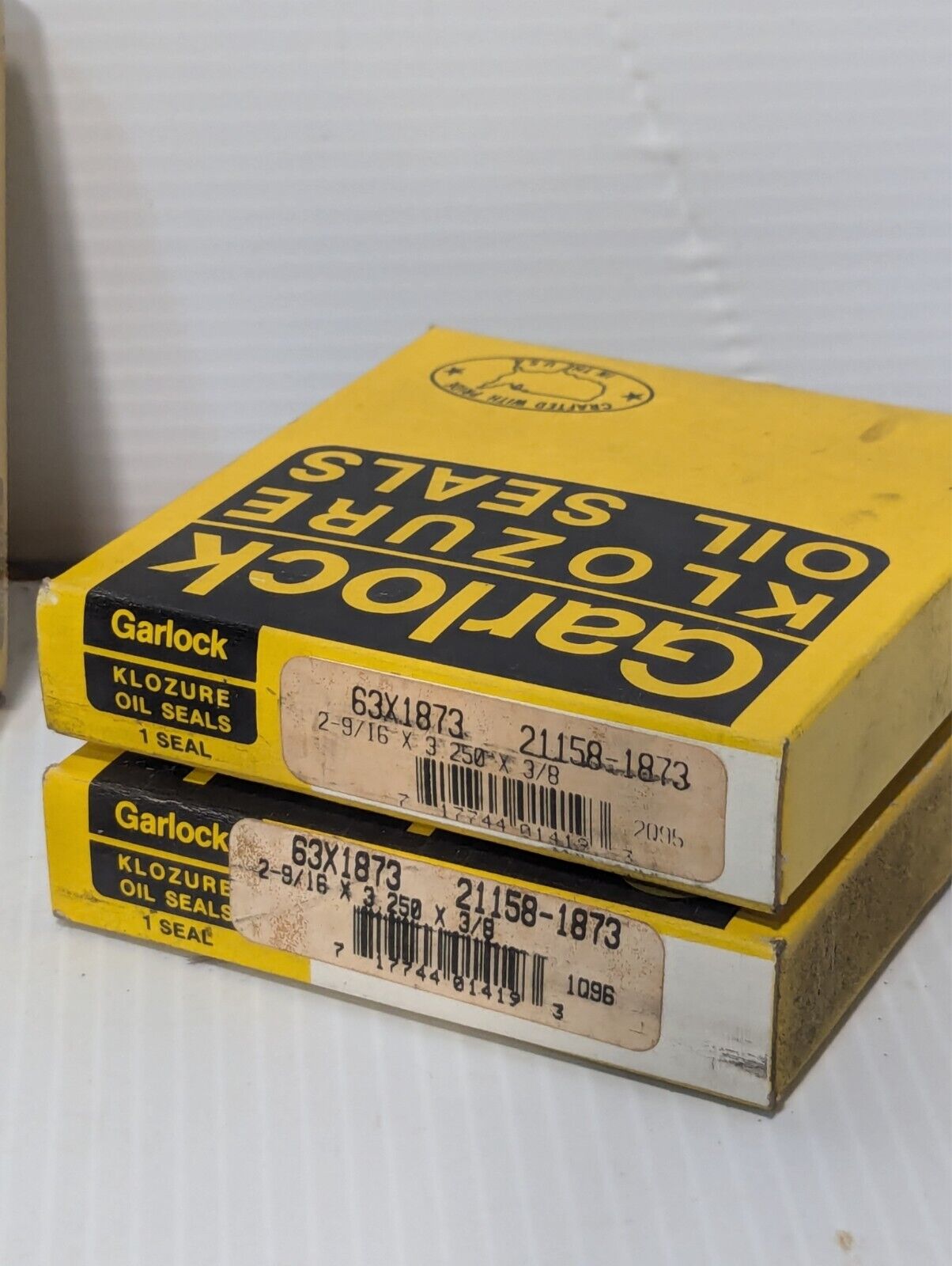 Lot of 4 Garlock 63X1873 Klozure Oil Seals - Free Shipping