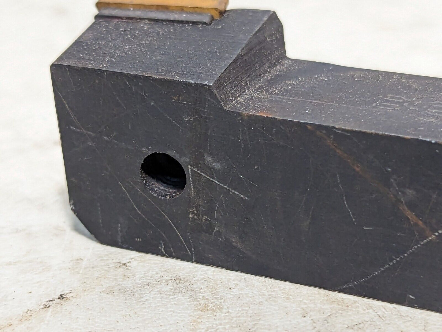 PTGNR2525 M22 lever lock tool holder for triangular inserts