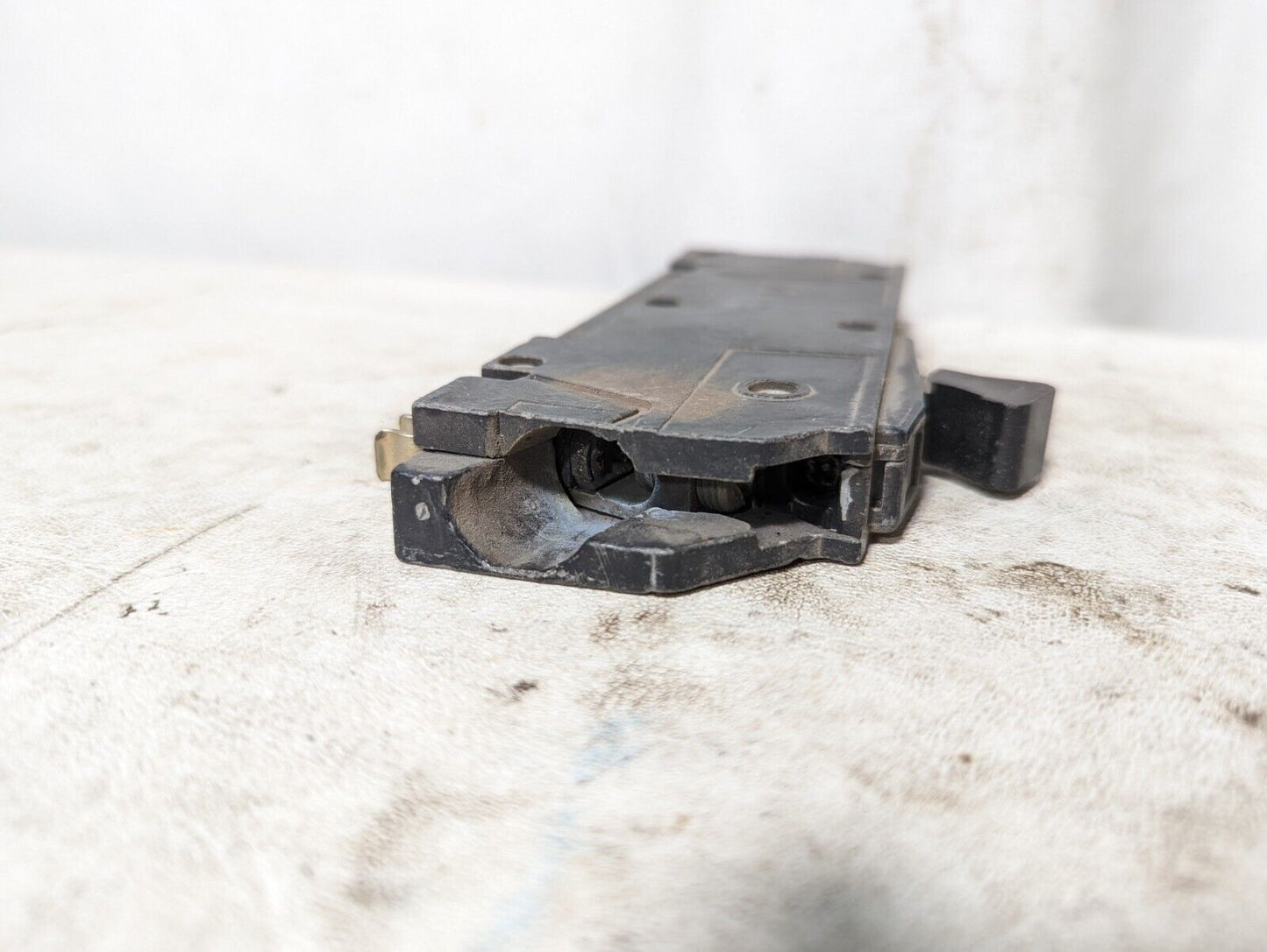 Square D Y1B150 circuit breaker, 50A, 277VAC, 1 pole