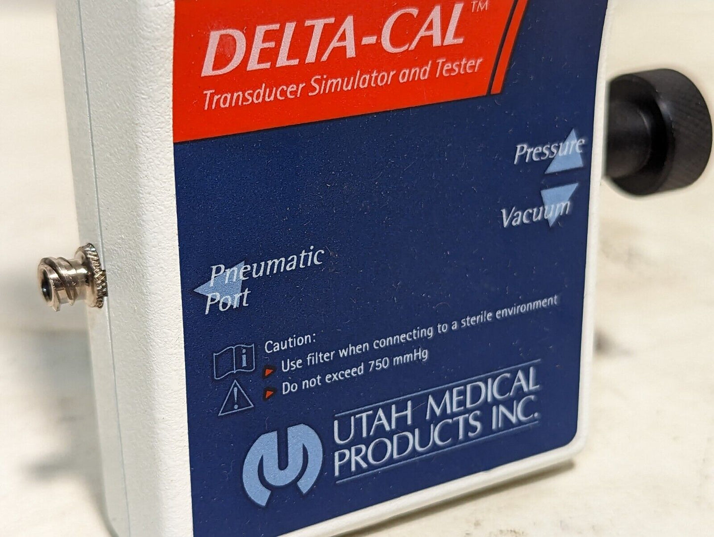 Utah Medical Delta-Cal 650-950 transducer simulator and tester