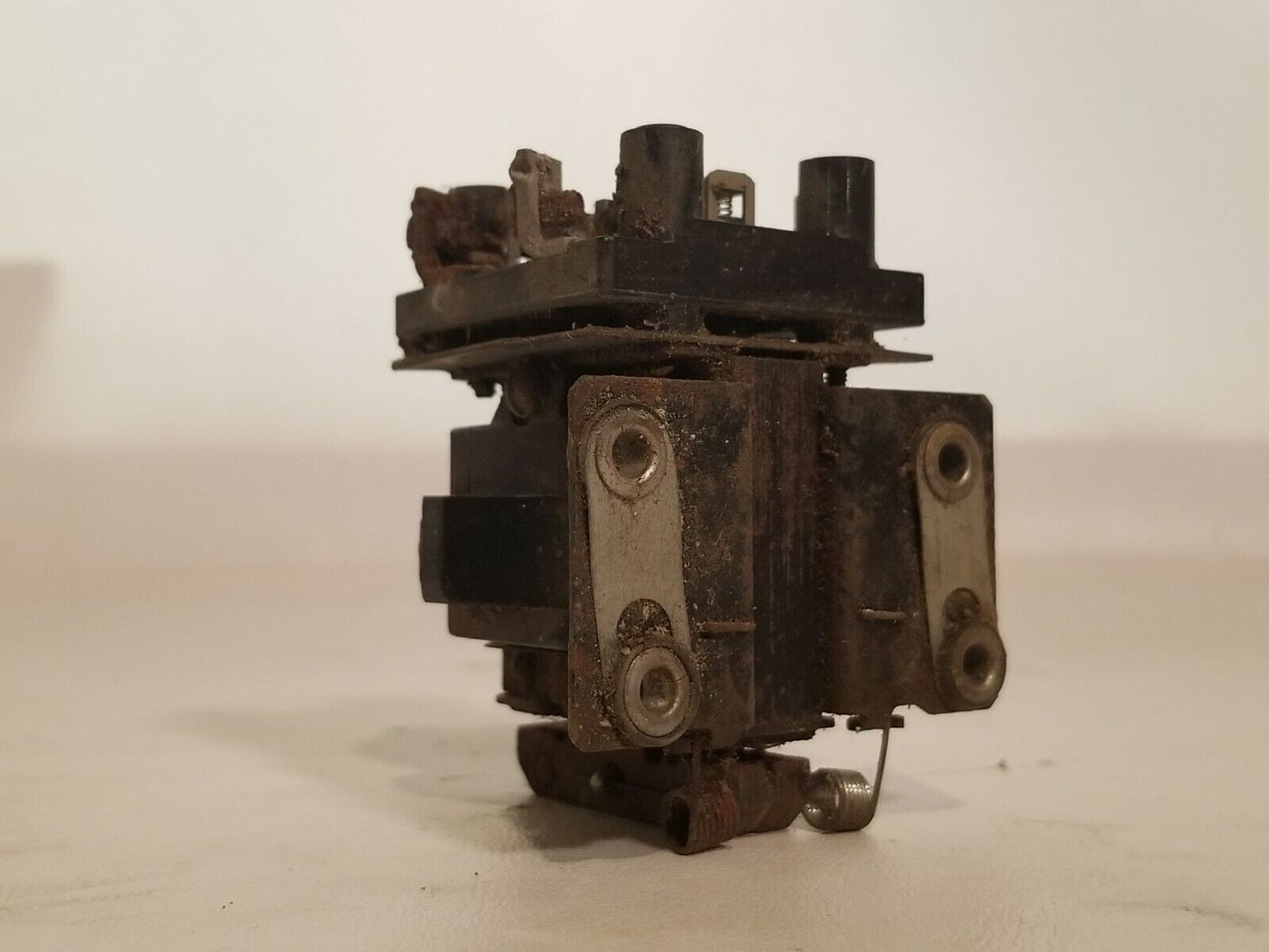Allen Bradley 700-C110A2 Control Relay NEMA A600 85A83