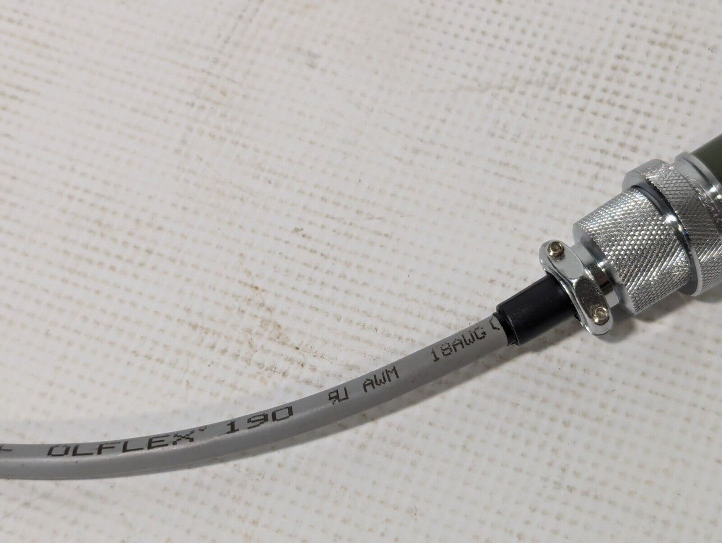 Nanaboshi NCS-253-P (250V, 10A) connector to Hirshchmann R GDM connector