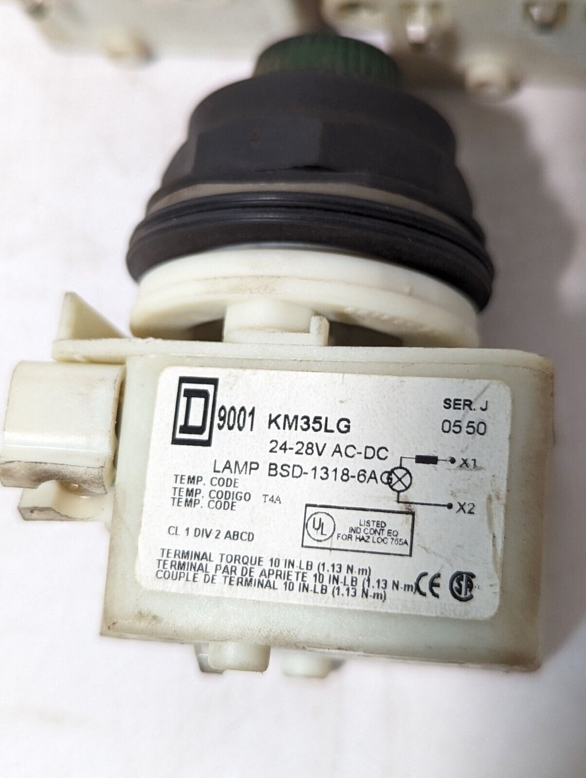 Lot of 5 Square D KM35LG/KM32LG Green Illuminated Pushbuttons 24-28V - Free Ship