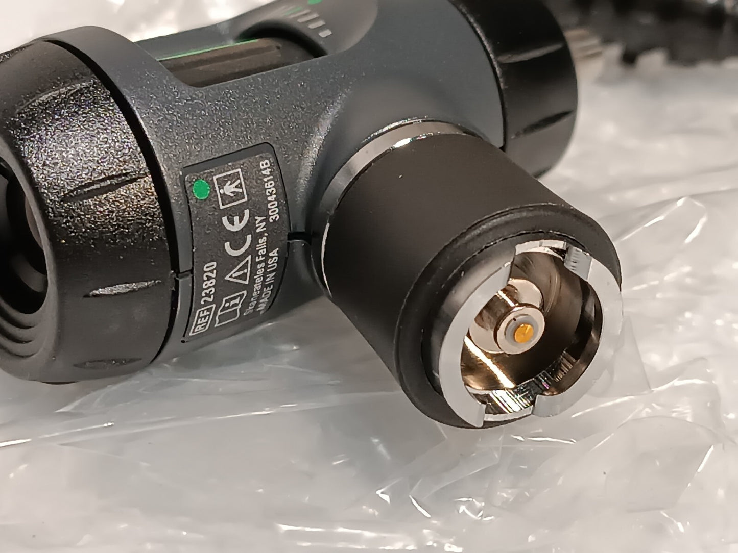 Welch Allyn 23820 MacroView Plus Otoscope takes 3.5V Halogen, 901021