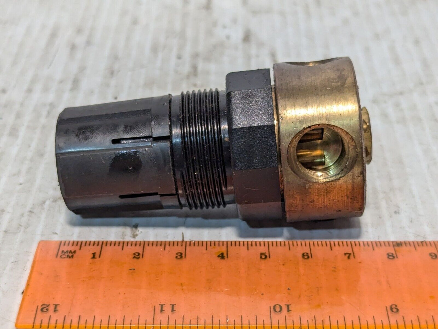 Watts R364-02CK Miniature Pressure Regulator 300 PSIG - Free Shipping