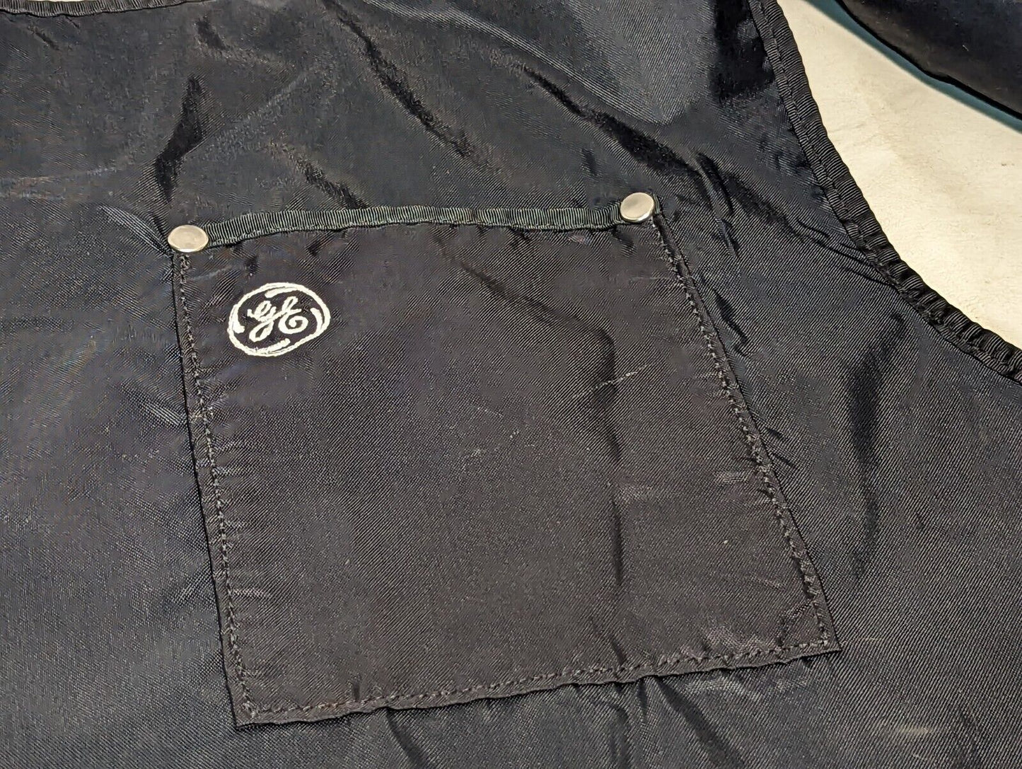 Lot of 4 GE Radiation Protection Aprons (Pb mm Unknown)