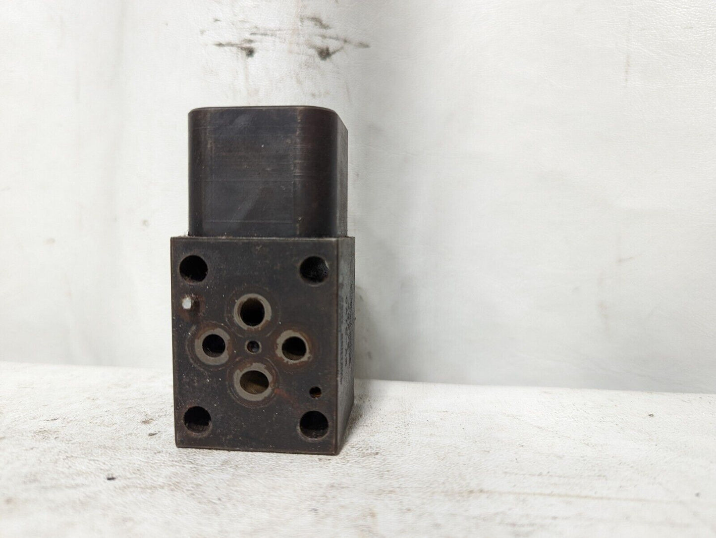 Sun Hydraulics EBA/S block manifold, OA78-A3