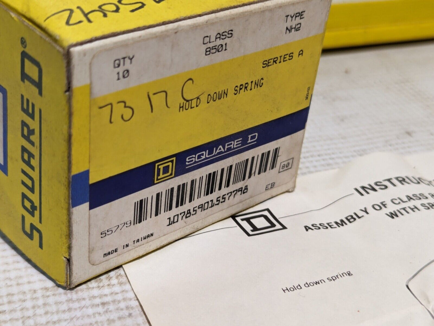 NEW Lot of 20 Square D 8501 NH2 Hold Down Springs - Free Shipping