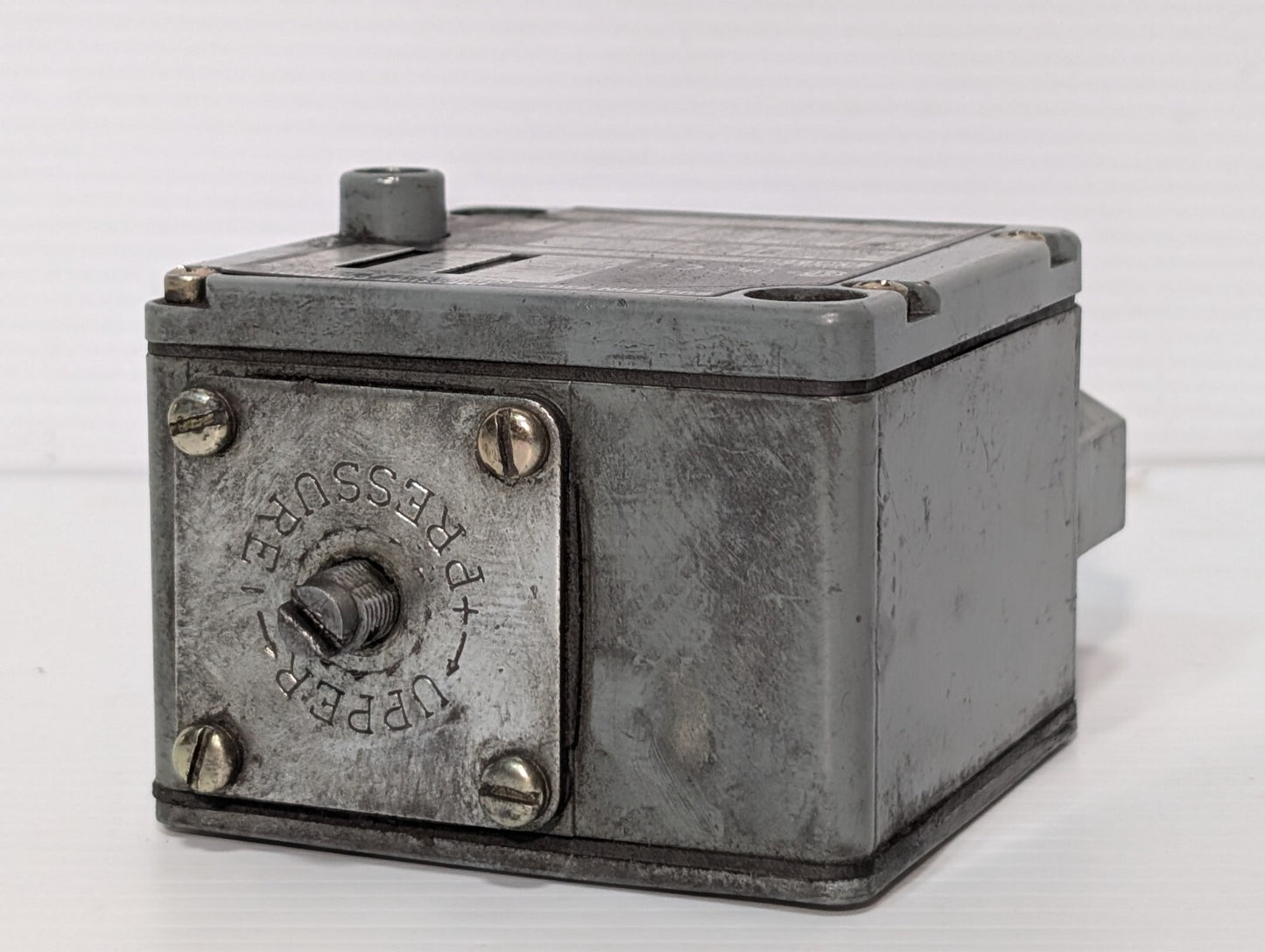 Allen Bradley 836T-T352J Pressure Control 836TT352J Ser A