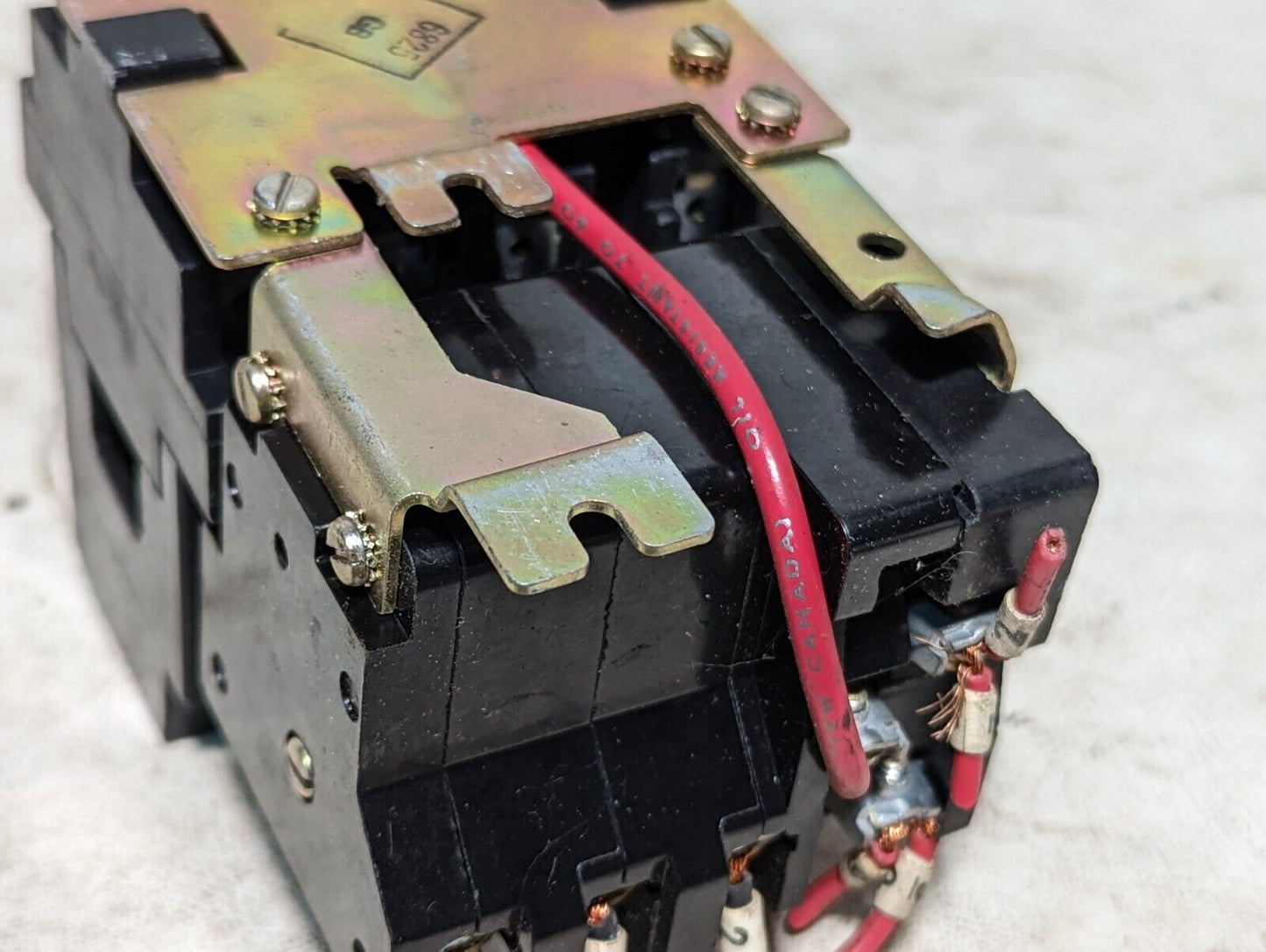 Square D 8536AO2 starter, NEMA size 00, 110-115V 60Hz, 100V 50Hz coil