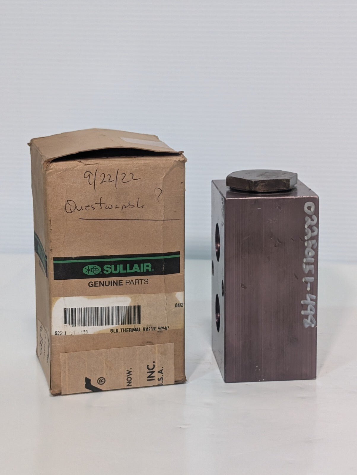 Sullair 02250151-498 Blk Thermal Valve 50HP Compressor Element -For Parts-