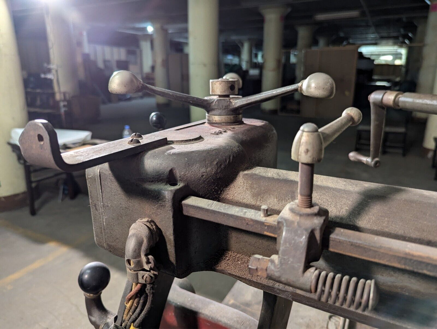 Walker-Turner Radial Arm Saw RA551 Centro Pivot Vintage Manufacturing Equipment