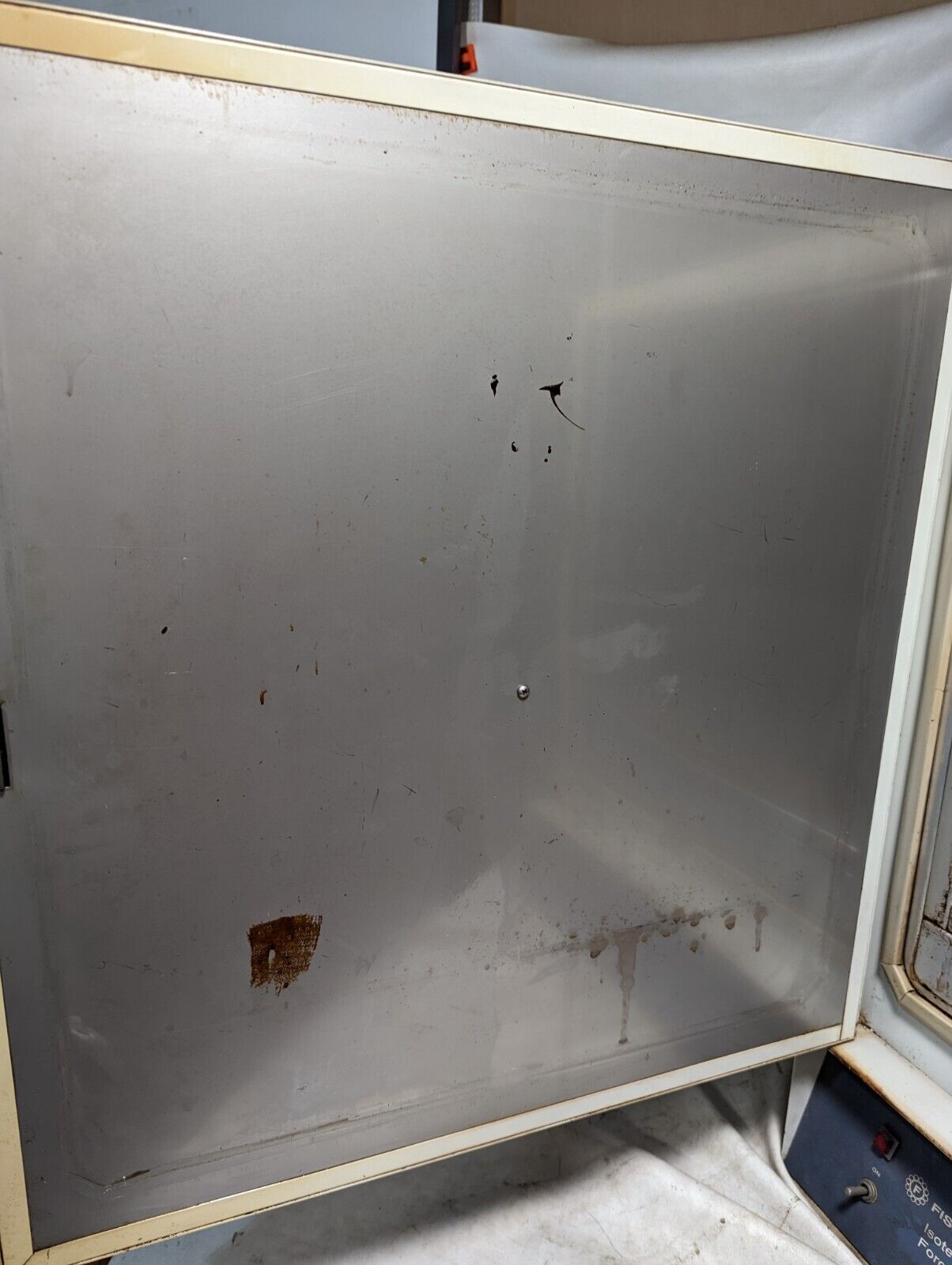 Fisher 412 Isotemp Oven Forced Draft, 230VAC, 5A