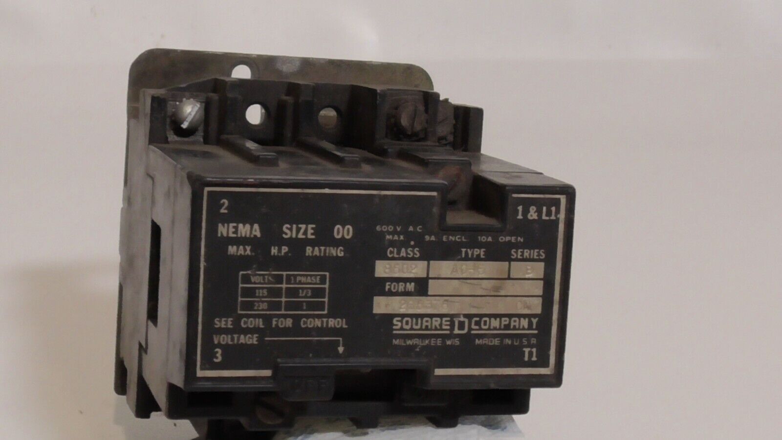 Square D 8502-A0-15 B 265375 CN Control Relay Size 00, Coil 220-240V