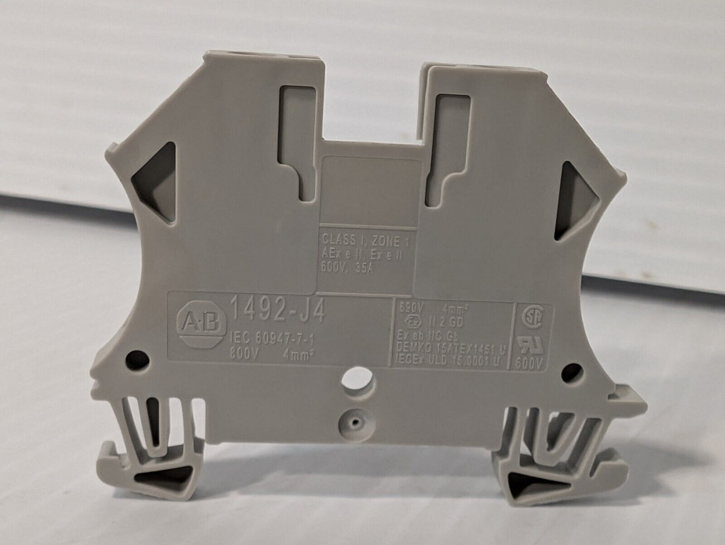 100 PCS Allen Bradley 1492-J4 Feed-Through Terminal Block, 4 mm - Free Shipping