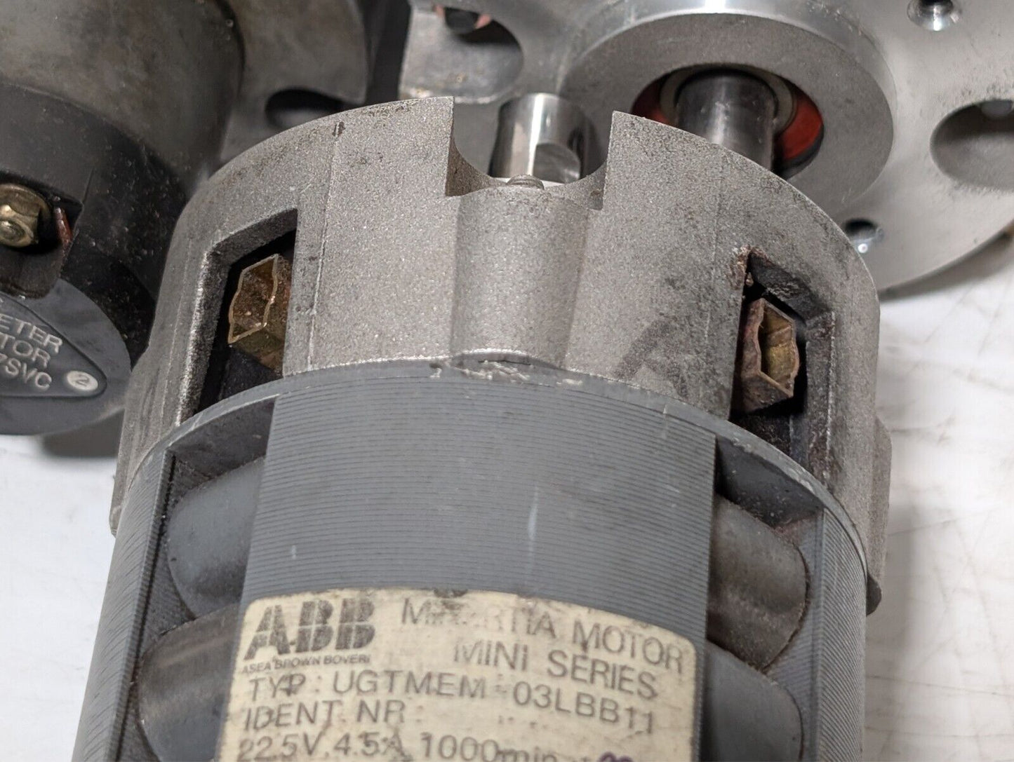 (1) ABB UGTMEM-03LBB11 Mini Series DC Servo Motor Nidec UGTMEM-03LB27SR TG-7SVC