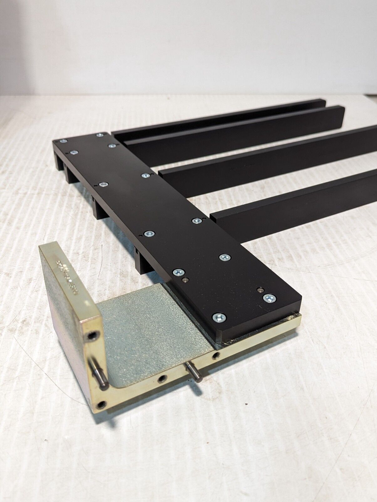 3915-12-000-6993 164K568G01 Fixed Gripper Arm (A) - Free Shipping