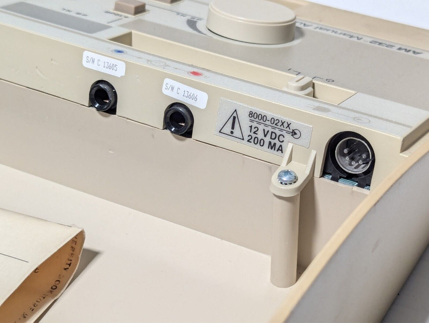 Welch Allyn AM 232 manual audiometer with manual and accessories as pictured