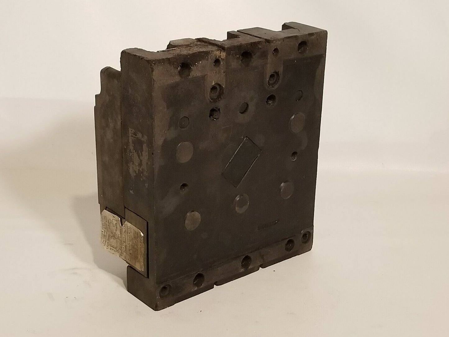 Westinghouse AB Circuit Breaker, Unknown Model 3 Poles