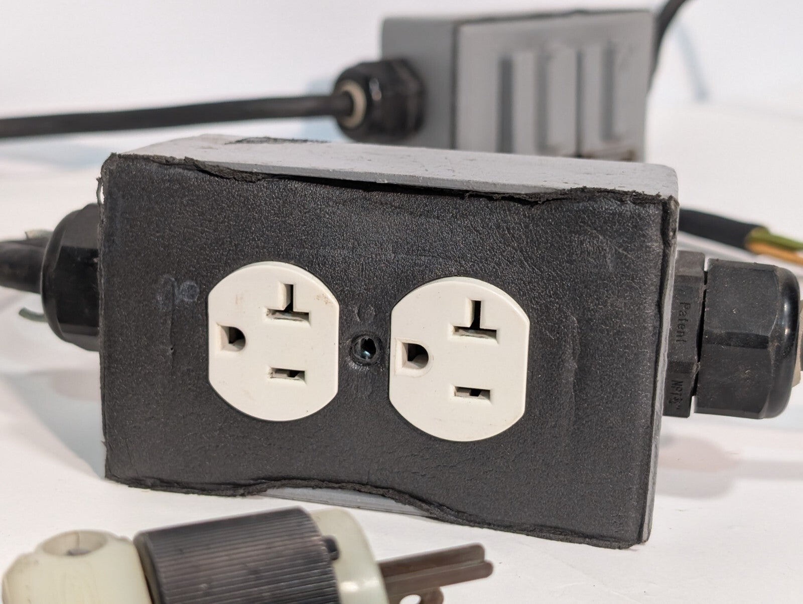 String of 4 Parallel Weather Proof Horizontal Duplex Power Outlet Receptacles