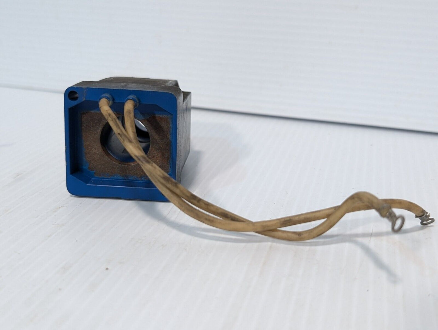 Sperry Vickers (Eaton Co) 414521 Solenoid Valve Coil, 110/120VAC