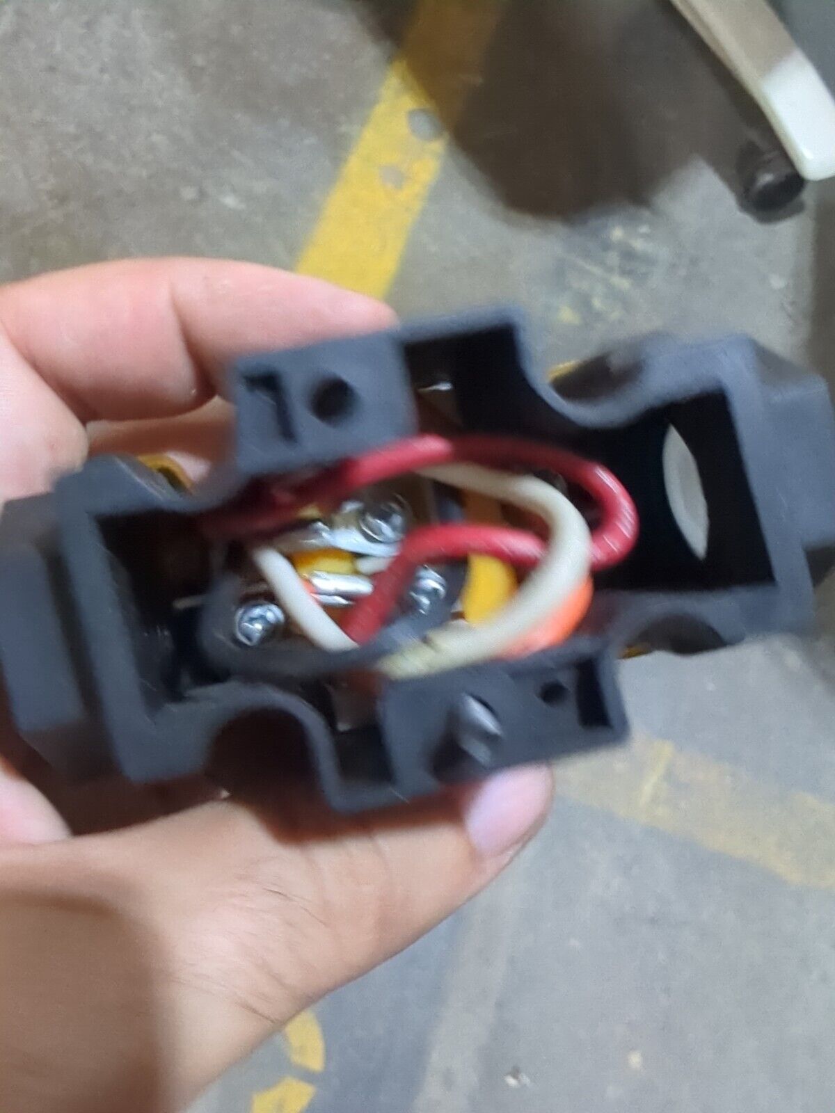 Metaris DG5S 8 33C TM FPA5WL B5 30 hydraulic directional control solenoid valve
