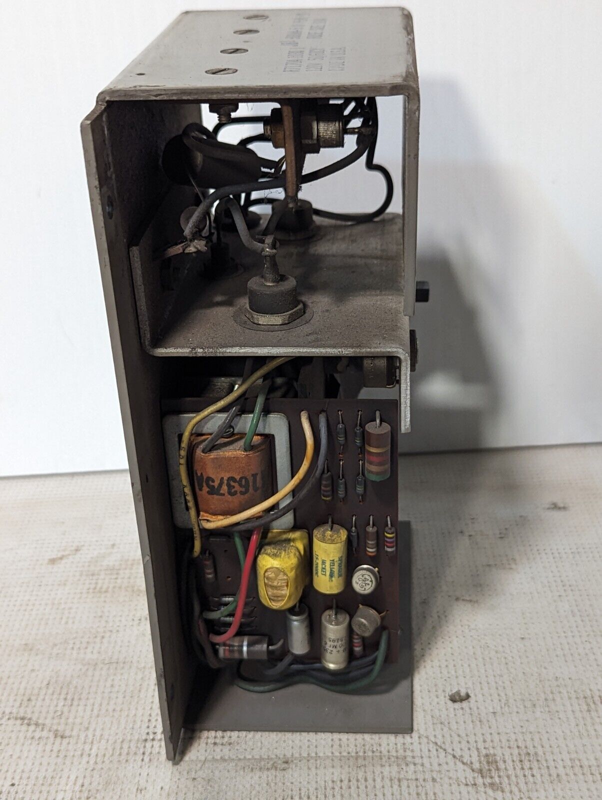 Honeywell R7170A SCR Power Controller, 120v 50-60CY, AC or DC Output -Free Ship