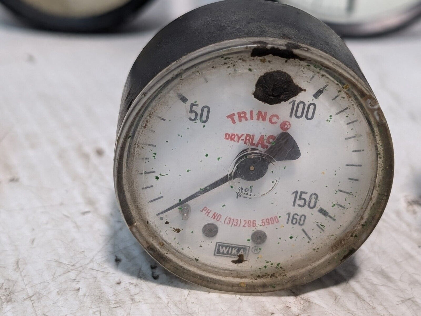 Lot of 11 Pressure Gauges, Assorted Brands and Sizes - Free Shipping