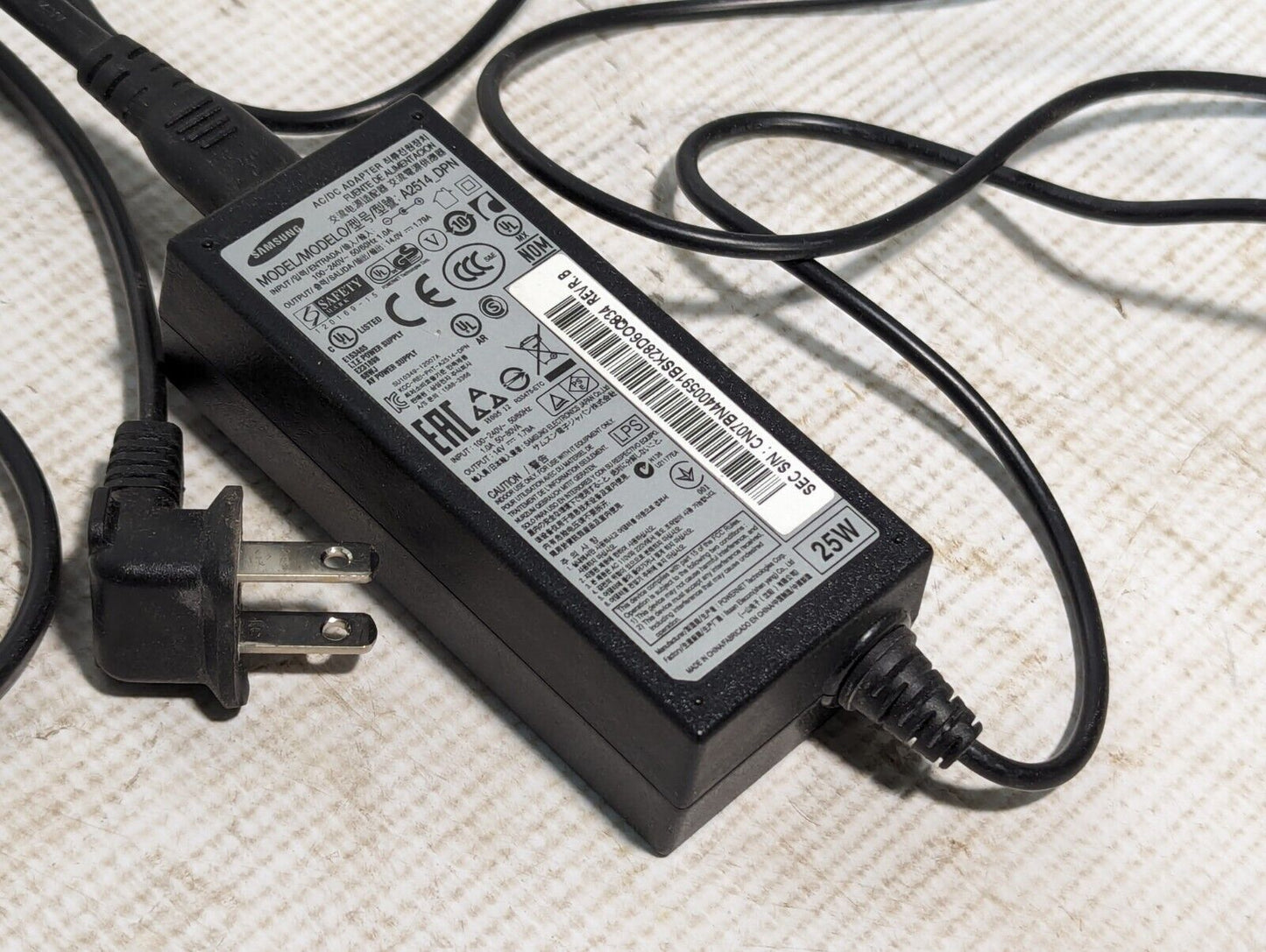 Samsung AC/DC Adapter A2514_DPN 14.0V-1.79A - Free Shipping
